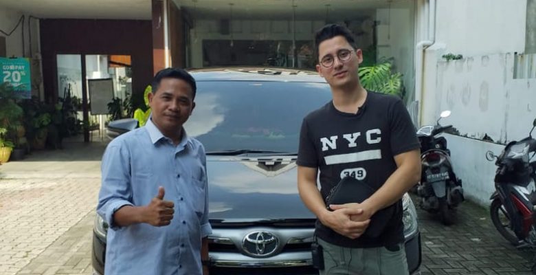 Sewa Mobil Avanza di Malang
